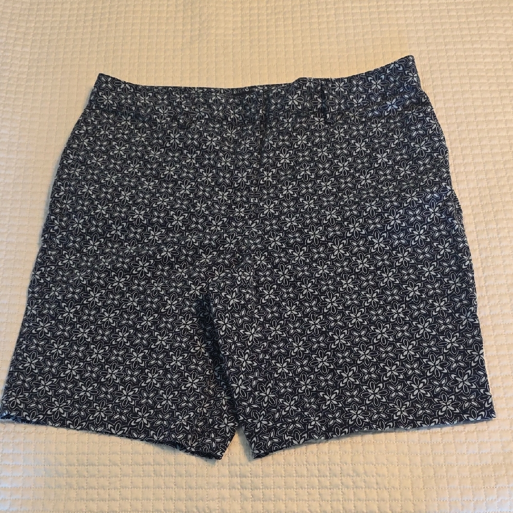 Lands' End Blue Floral Shorts
